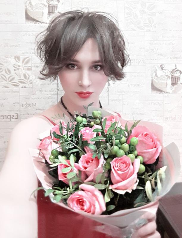 Слава Нежная